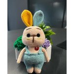 Зайченя ручної роботи